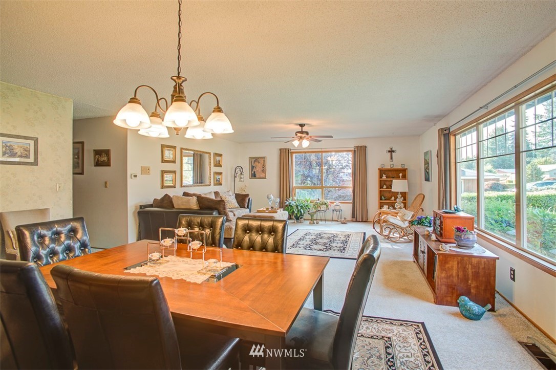 3011 Rozewood Drive Northeast Bremerton, WA 98310 - Photo 7 of 24 Gallery Image 7