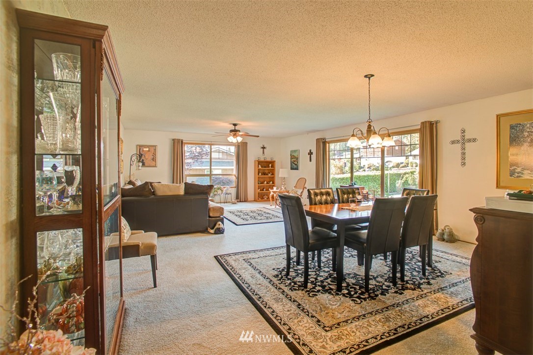 3011 Rozewood Drive Northeast Bremerton, WA 98310 - Photo 8 of 24 Gallery Image 8