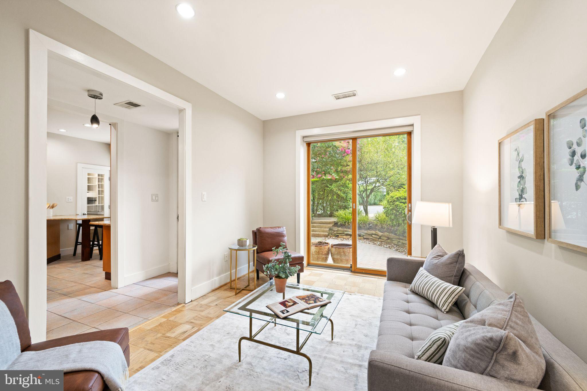 11428 Orchard Lane Reston, VA 20190 - Photo 7 of 59