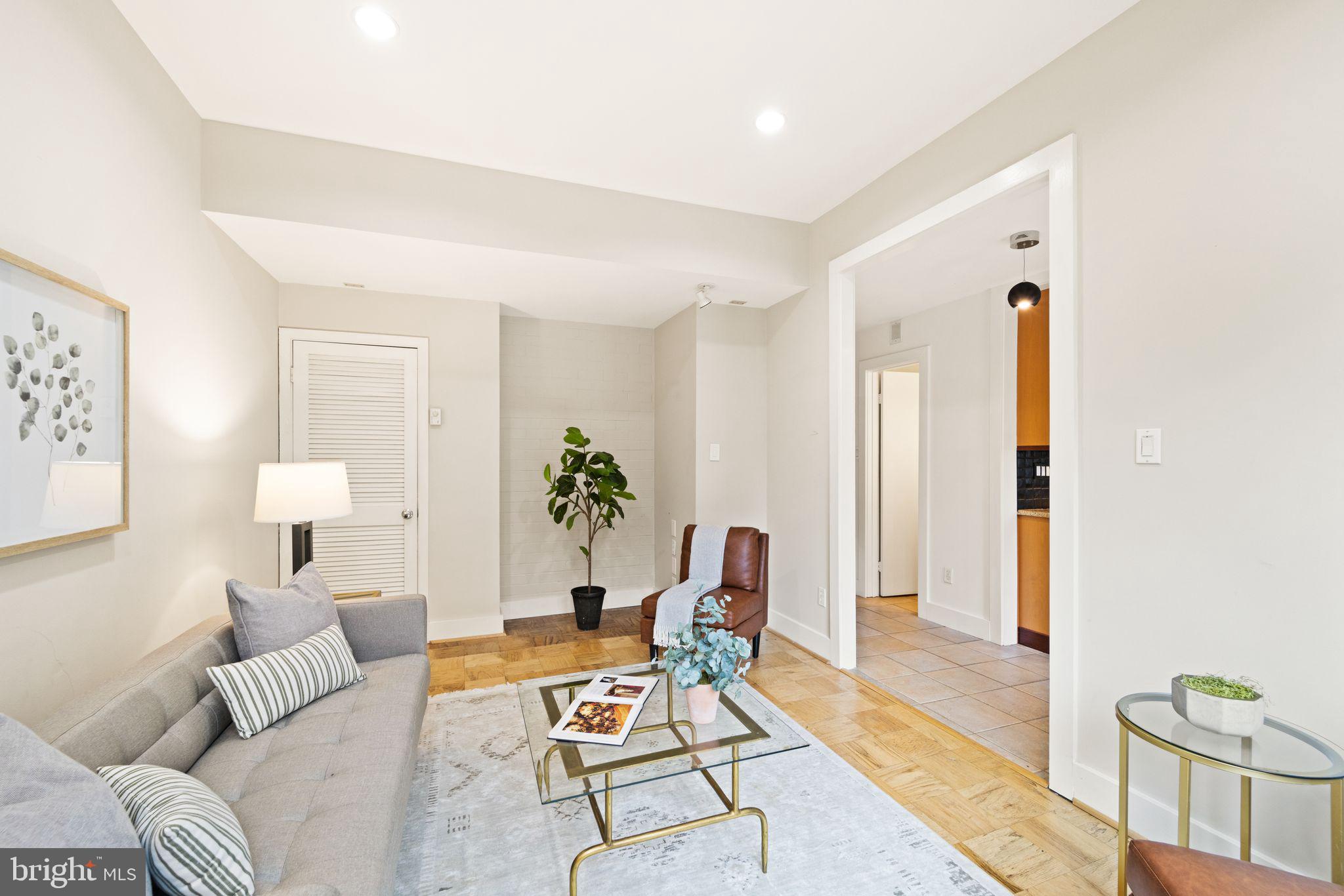 11428 Orchard Lane Reston, VA 20190 - Photo 8 of 59