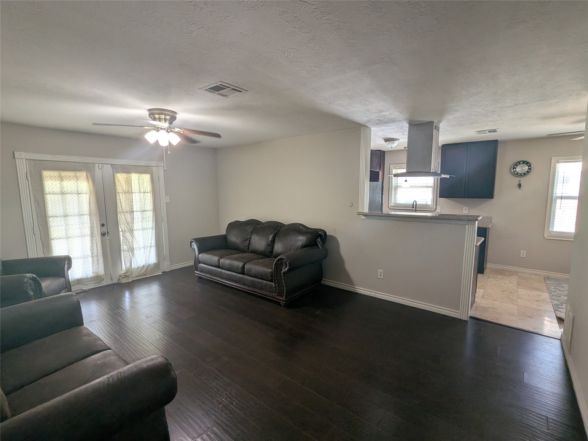4018 Rosewin Circle Houston, TX 77047 - Photo 4 of 11