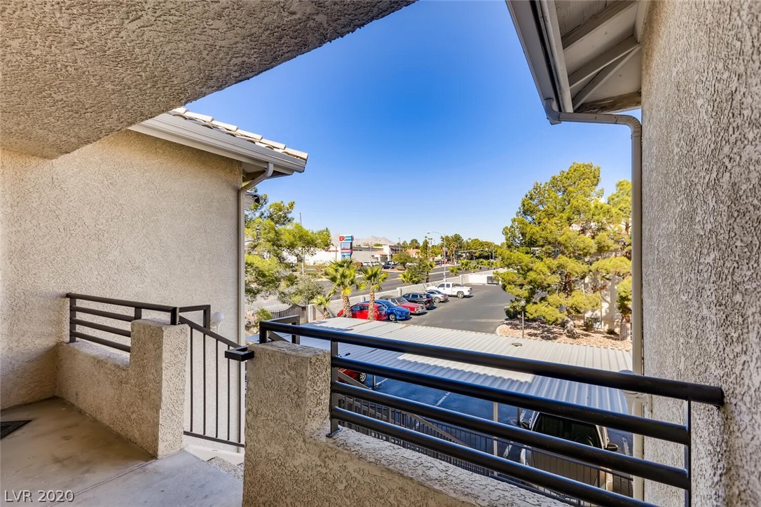3320 South Fort Apache Road, Unit 205 Las Vegas, NV 89117 - Photo 4 of 26
