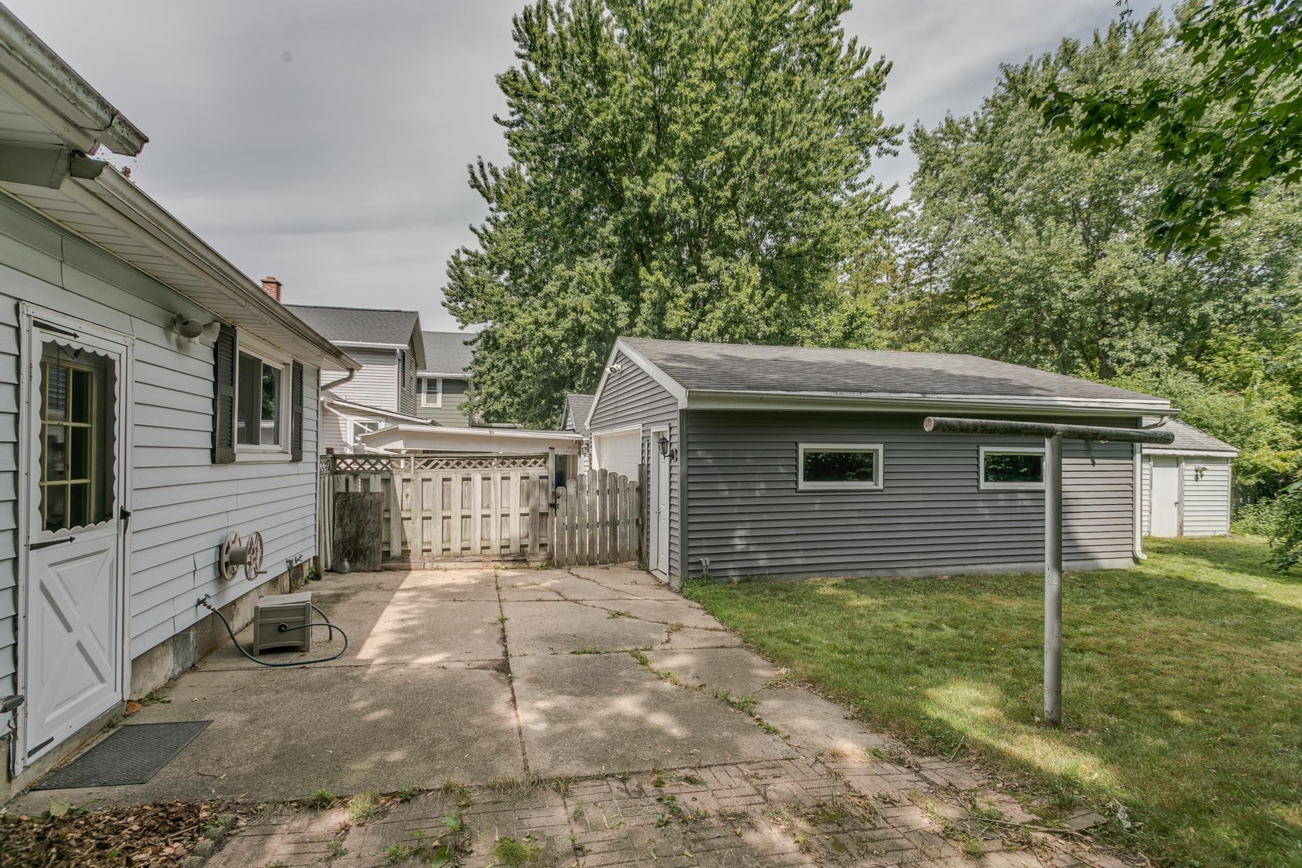 326 South Summit Street Appleton, WI 54914 - Photo 32 of 39 Gallery Image 32