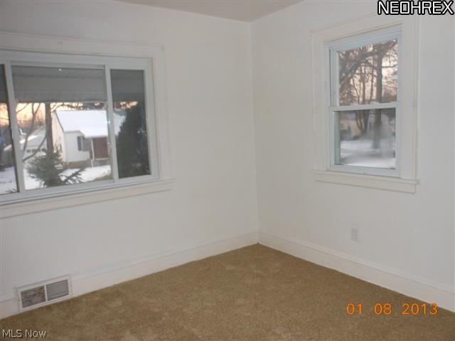 807 Kickapoo Avenue Akron, OH 44305 - Photo 9 of 12 Gallery Image 9