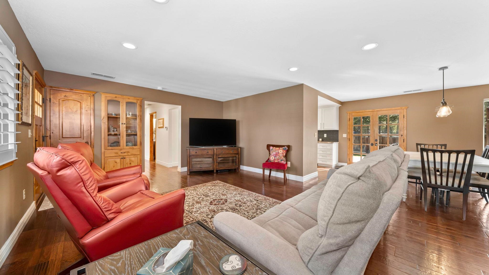 924 Lake Davis Road Portola, CA 96122 - Photo 6 of 42