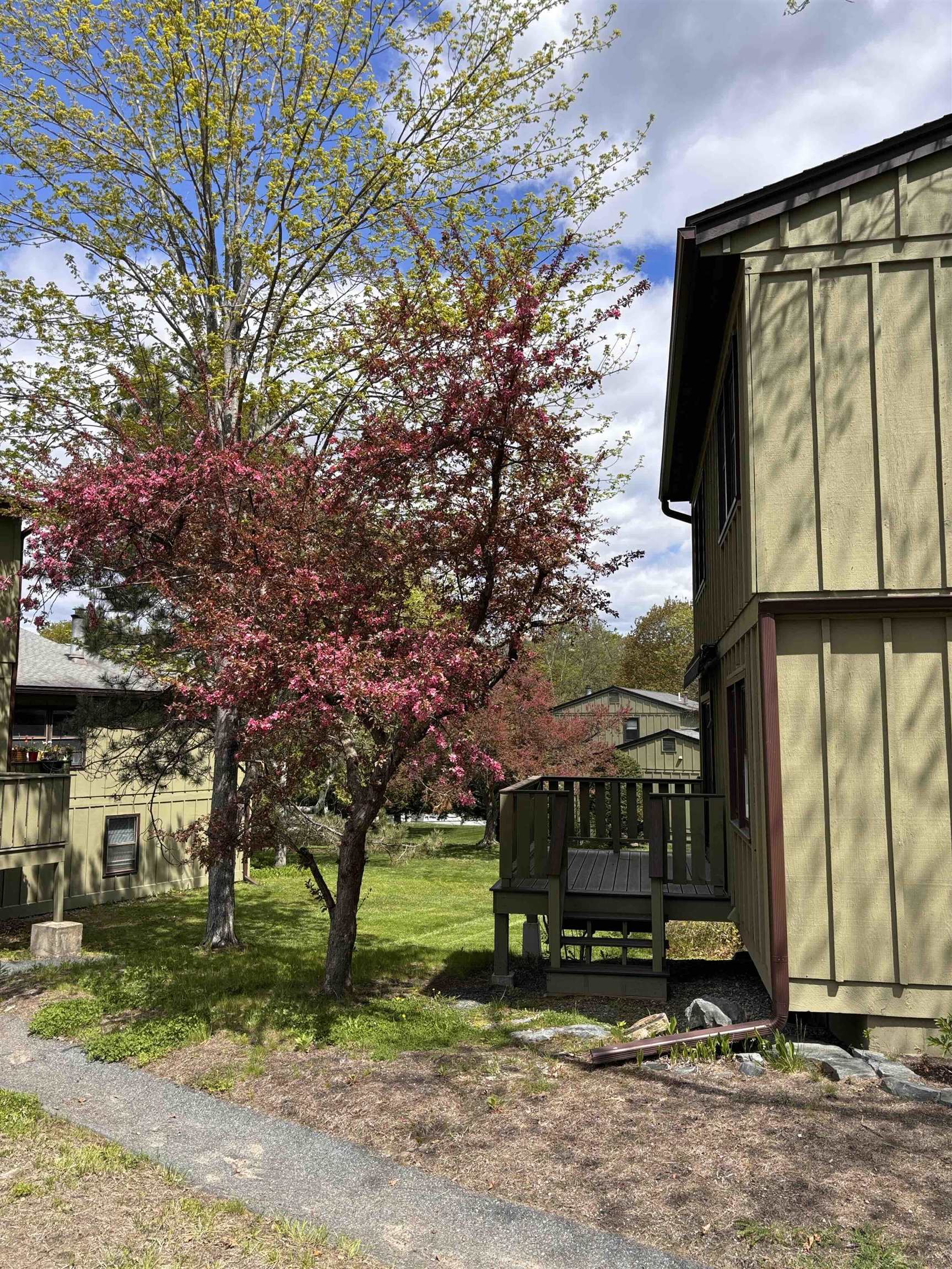 34 Floyd Avenue, Unit 24 Lebanon, NH 03784 - Photo 5 of 58