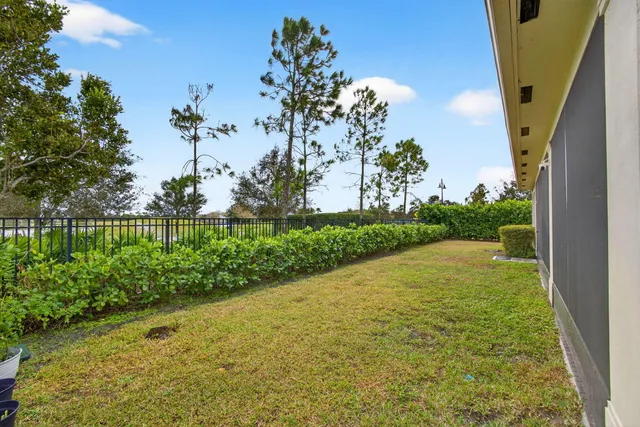 $1,150,000 | 984 Sterling Pine Place, Loxahatchee, FL 33470