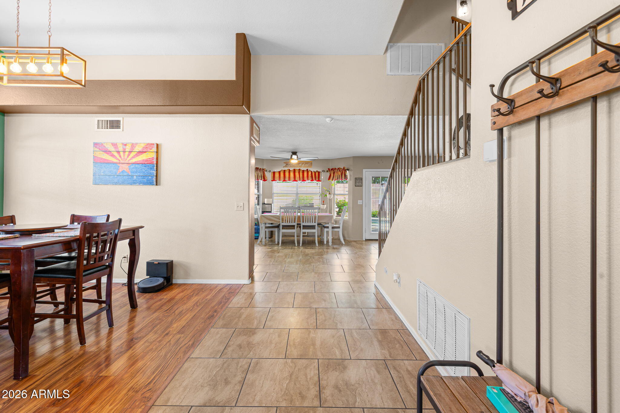 7617 West Calavar Road Peoria, AZ 85381 - Photo 11 of 27 Entry