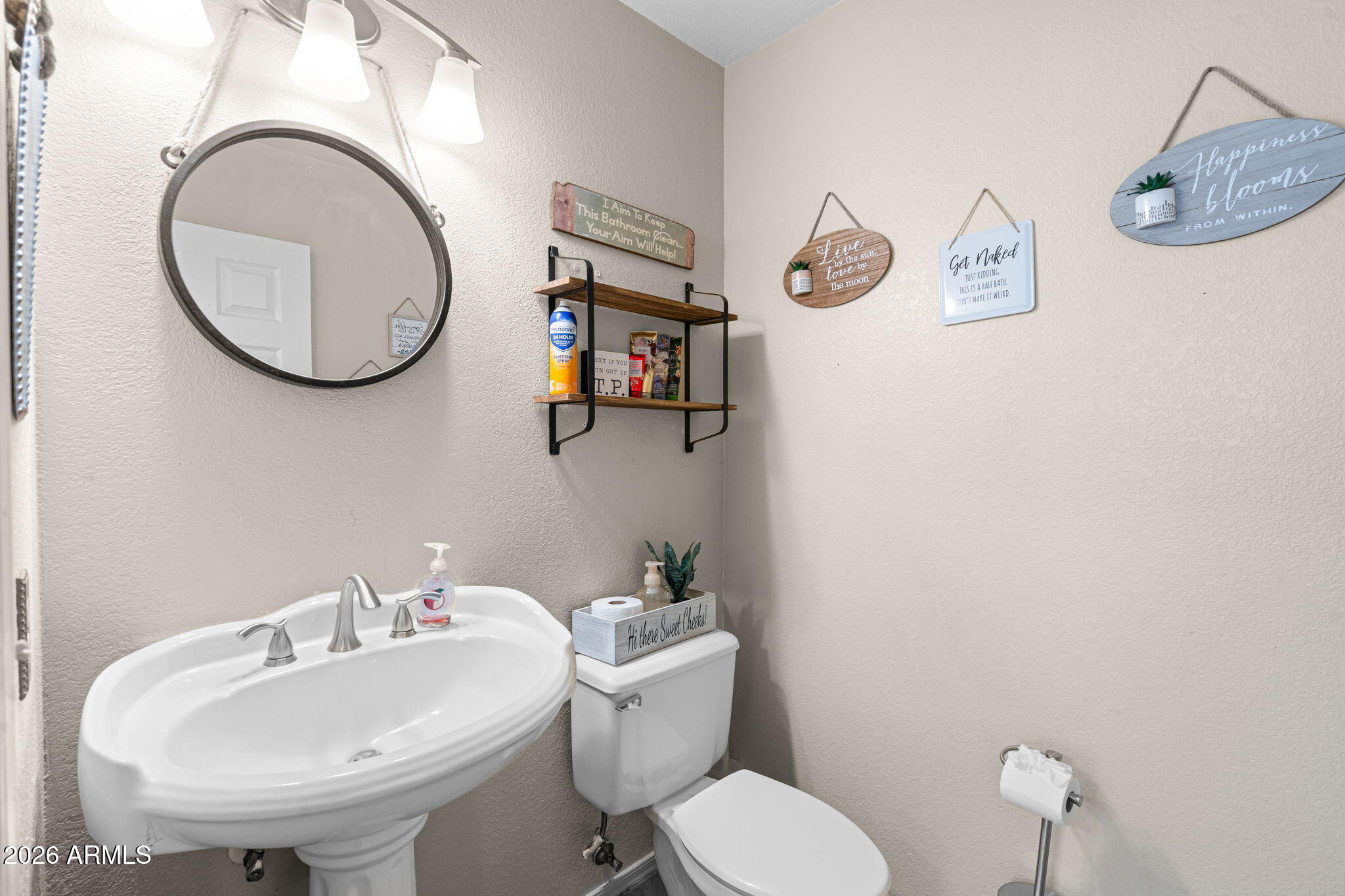 7617 West Calavar Road Peoria, AZ 85381 - Photo 22 of 27 Downstairs Guest Bathroom