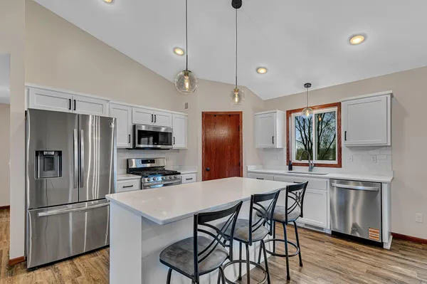 $325,000 | 548 11th Avenue Northeast, Melrose, MN 56352