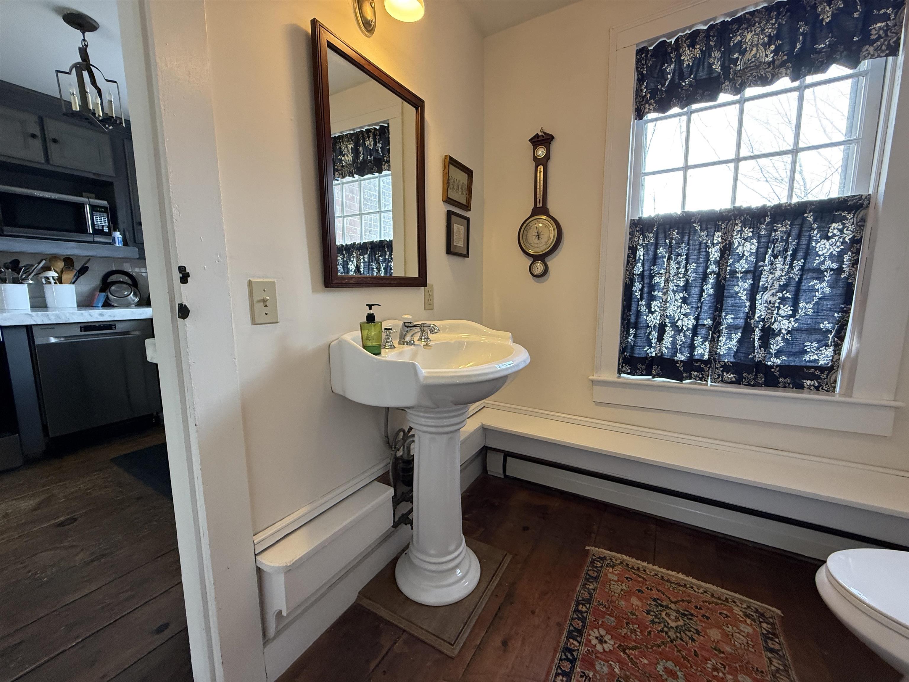 587 Highway 121 Grafton, VT 05146 - Photo 20 of 58