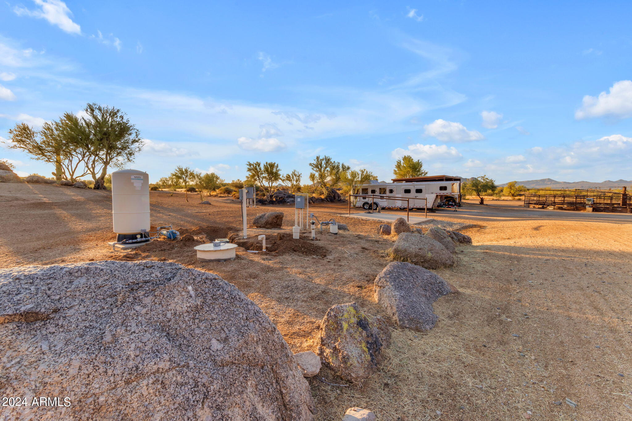 13330 East Jomax Road Scottsdale, AZ 85262 - Photo 152 of 164 225-web-or-mls-225_411_a4m_ext tw