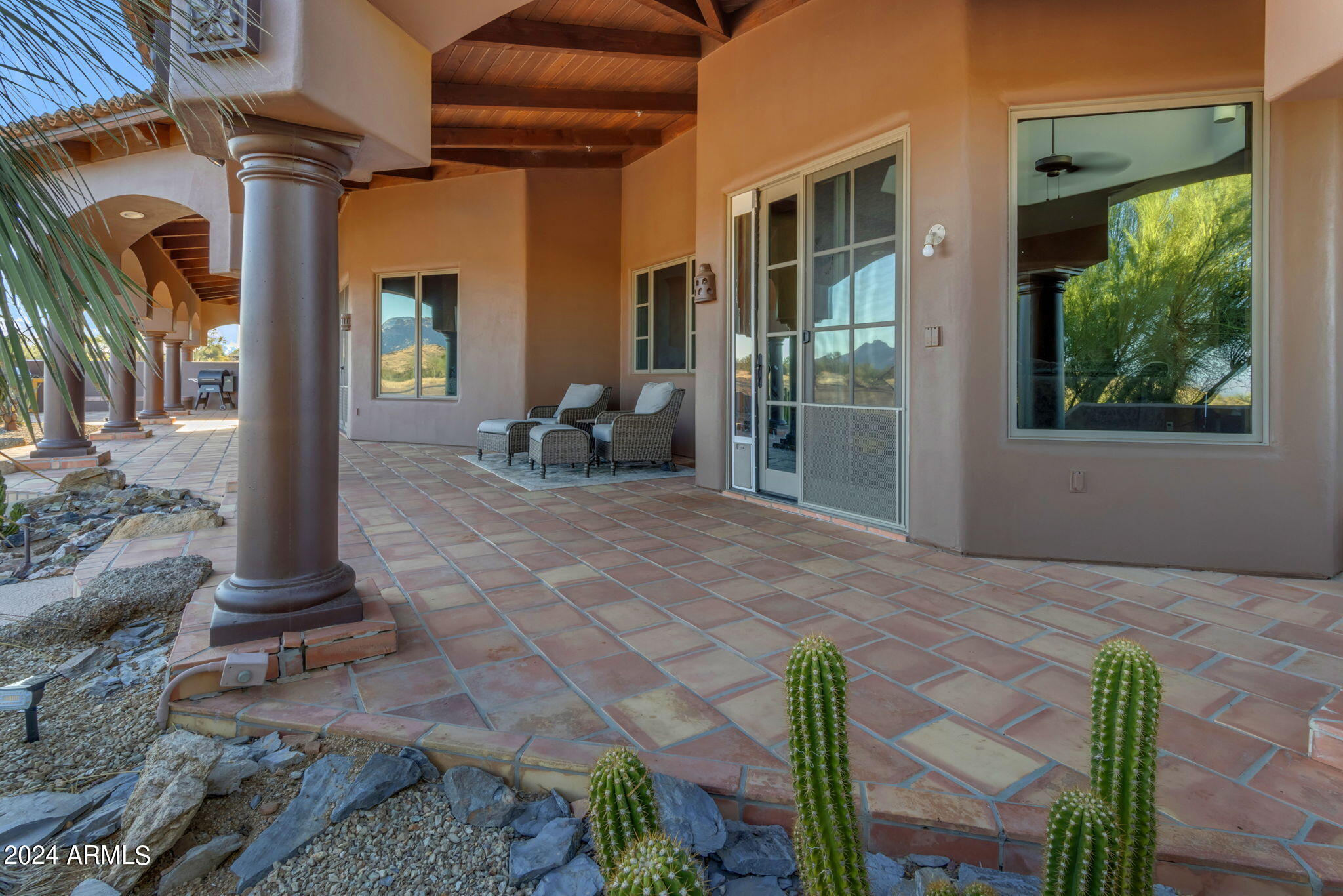 13330 East Jomax Road Scottsdale, AZ 85262 - Photo 40 of 164 a view of an entryway of house