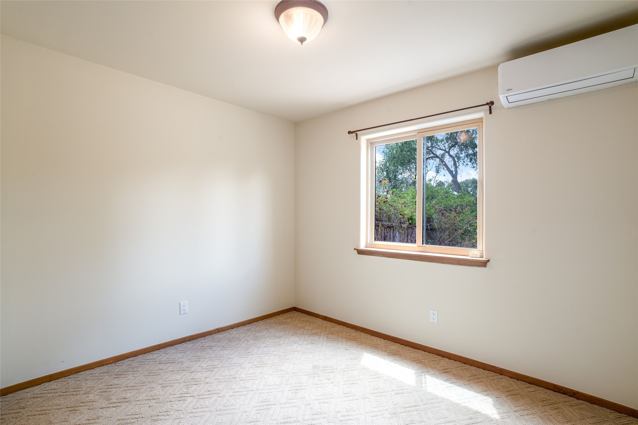 121 Del Rio Drive Santa Fe, NM 87501 - Photo 12 of 24