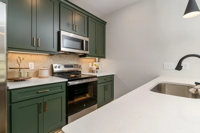 $368,900 | 69 Holland Park, Clarksville, TN 37043