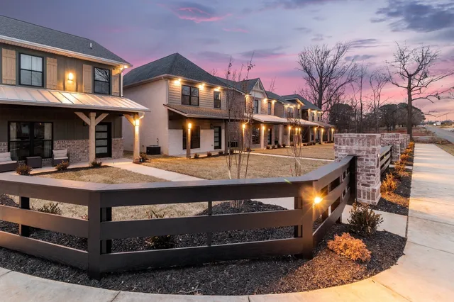 $368,900 | 69 Holland Park, Clarksville, TN 37043