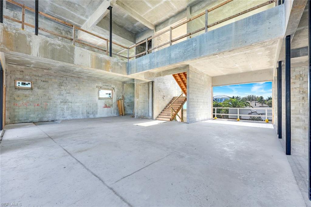 415 Seabee Avenue Naples, FL 34108 - Photo 7 of 32