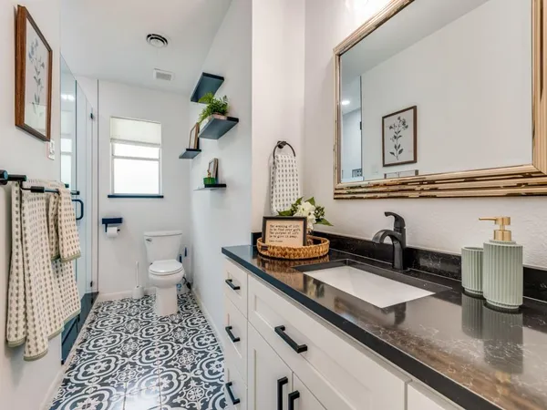 $360,000 | 712 Joanna Drive, Hurst, TX 76053