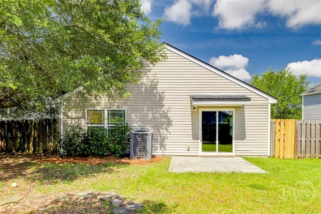 $2,190 | 6 Spring Lakes Drive, Savannah, GA 31407