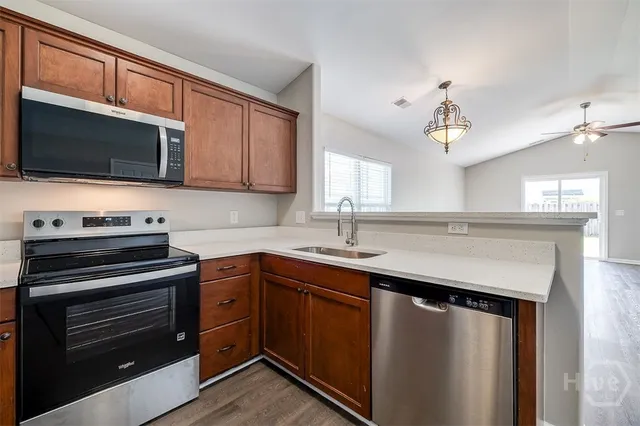 $2,190 | 6 Spring Lakes Drive, Savannah, GA 31407