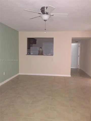 $2,000 | 15201 Northeast 6th Avenue, Unit C106, Miami, FL 33162