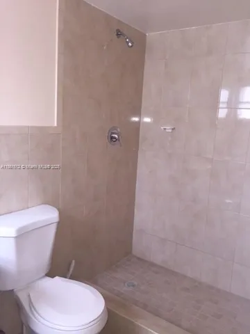 $2,000 | 15201 Northeast 6th Avenue, Unit C106, Miami, FL 33162