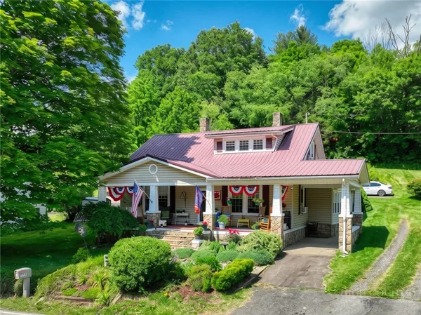 $415,000 | 9216 Highway 194, Lansing, NC 28643