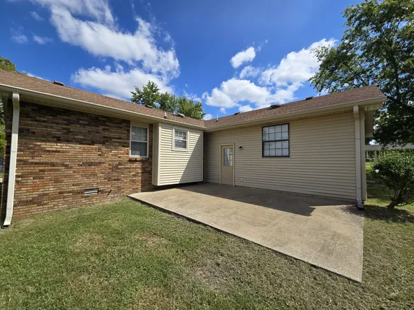 $1,700 | 618 Cross Street, Gallatin, TN 37066