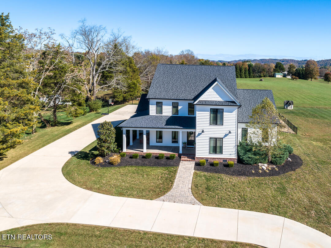 6015 Cate Road Powell, TN 37849 - Photo 59 of 60 005241105-2-6015CateRdKnoxvilleTn-SCREEN