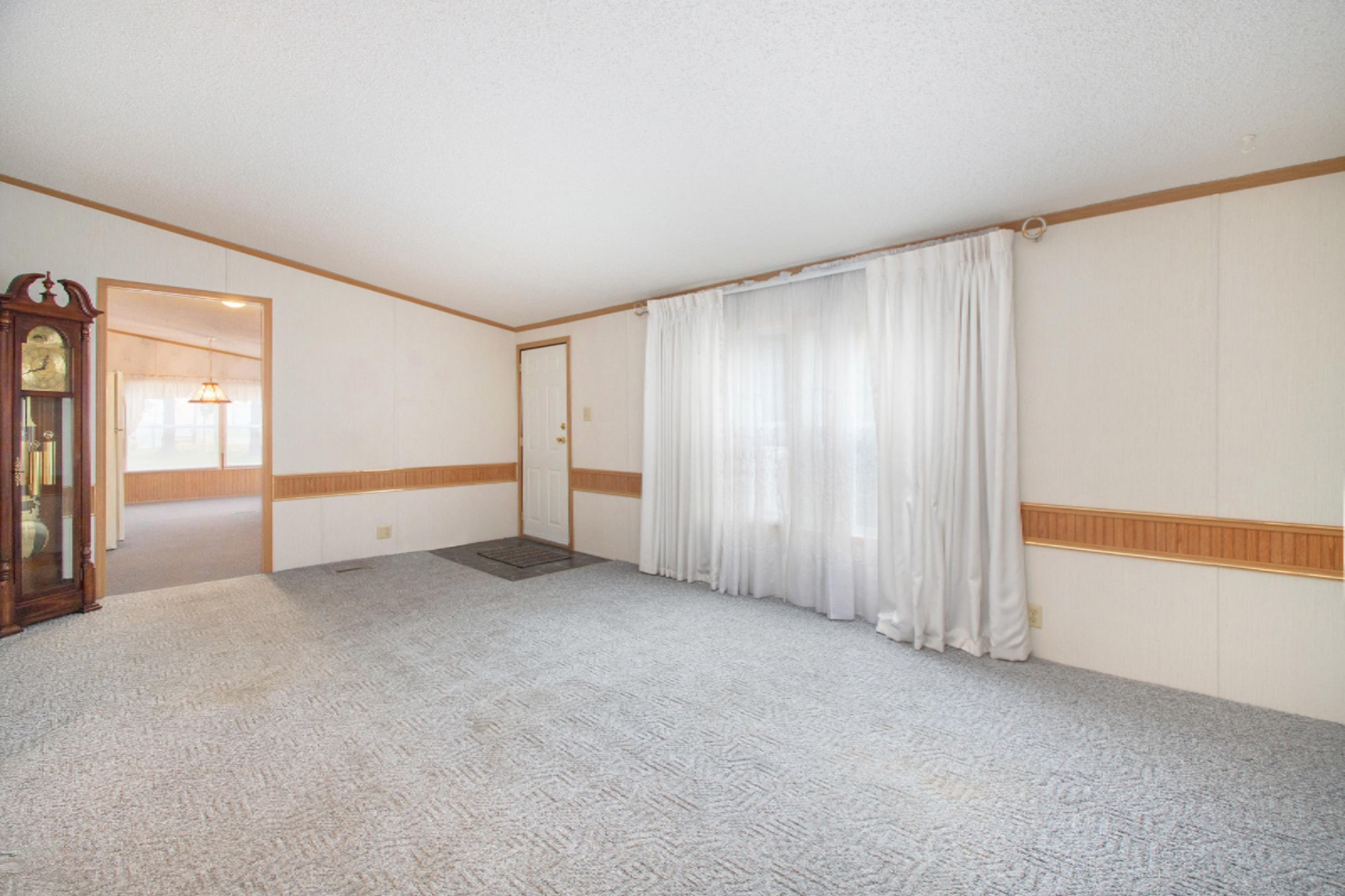 701 14th Street, Unit 79 Three Rivers, MI 49093 - Photo 9 of 21 IMG_3145