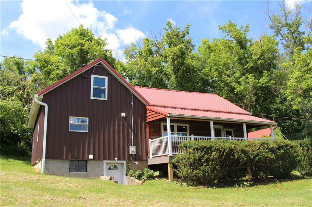 97 Wonsettler Road Scenery Hill, PA 15360 - Photo 2 of 33