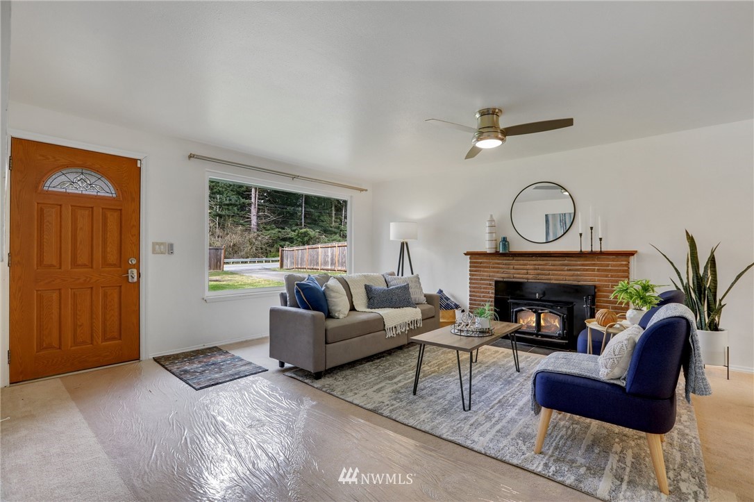 19809 Filbert Road Bothell, WA 98012 - Photo 2 of 32