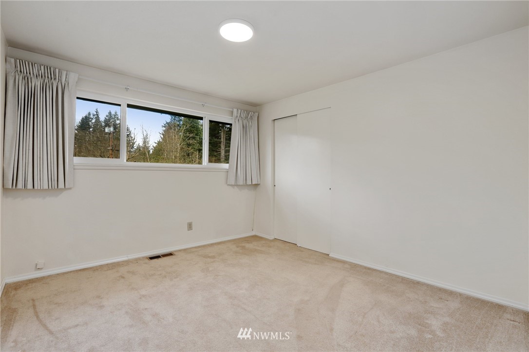 19809 Filbert Road Bothell, WA 98012 - Photo 14 of 32