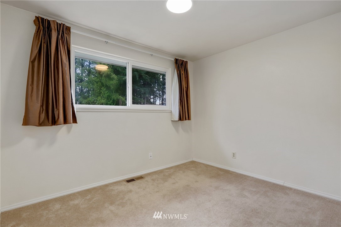 19809 Filbert Road Bothell, WA 98012 - Photo 15 of 32