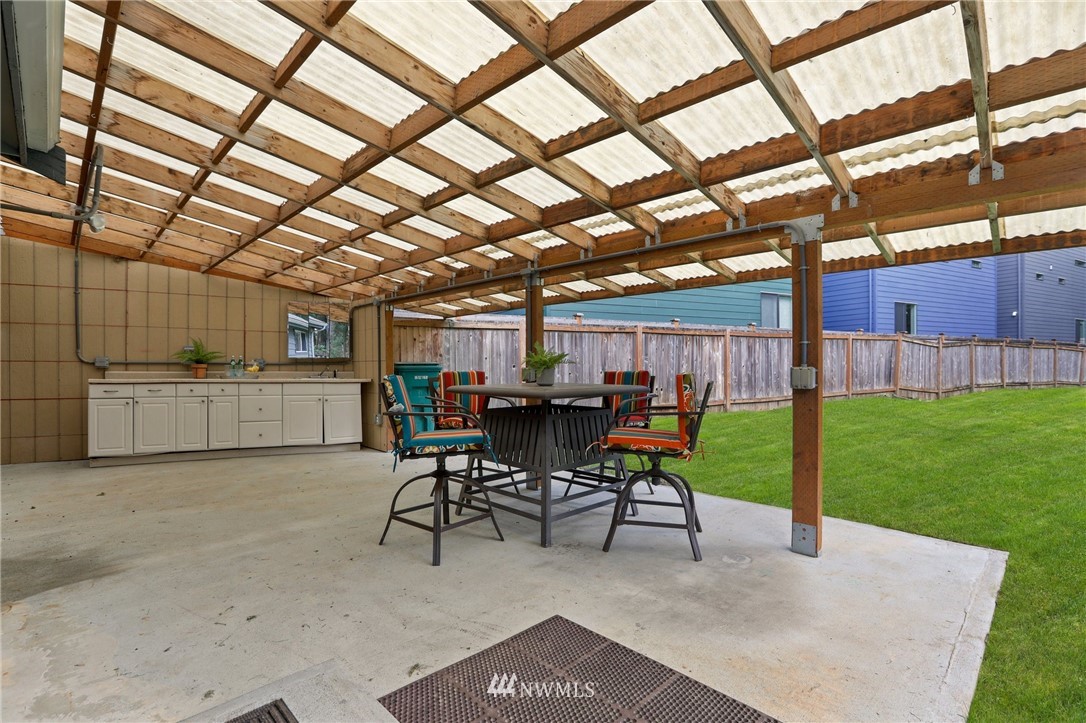 19809 Filbert Road Bothell, WA 98012 - Photo 17 of 32