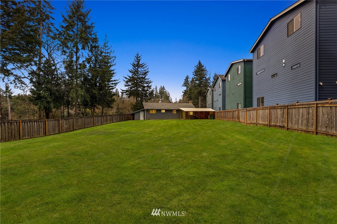 19809 Filbert Road Bothell, WA 98012 - Photo 26 of 32
