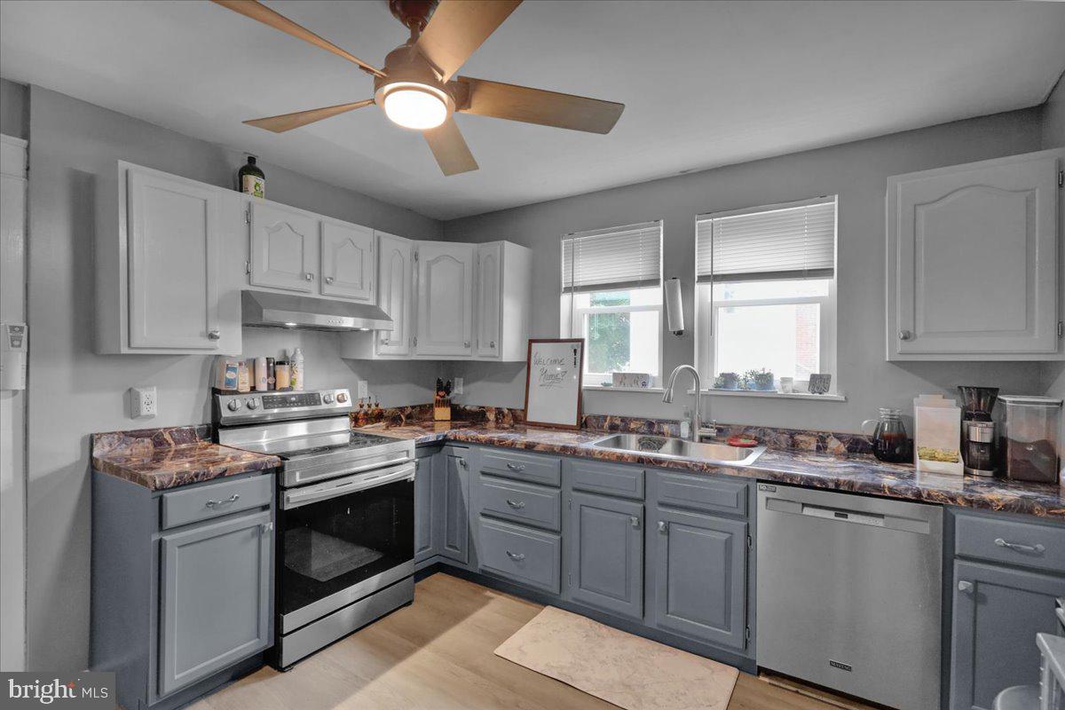 142 Washington Street Reading, PA 19607 - Photo 11 of 18