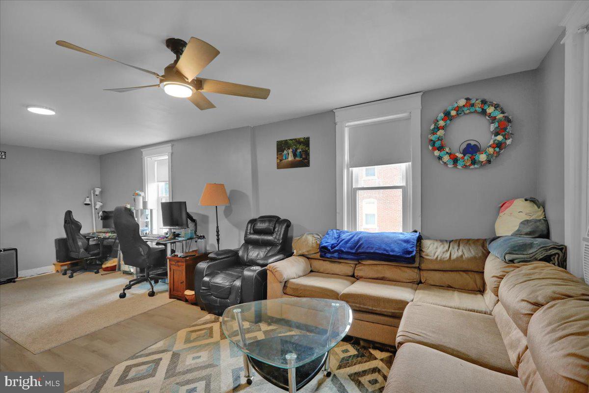 142 Washington Street Reading, PA 19607 - Photo 9 of 18