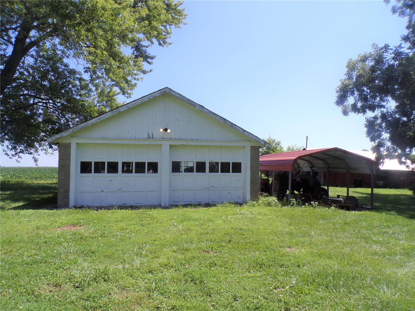 17454 Sullivan Road Chesterfield, IL 62630 - Photo 5 of 15