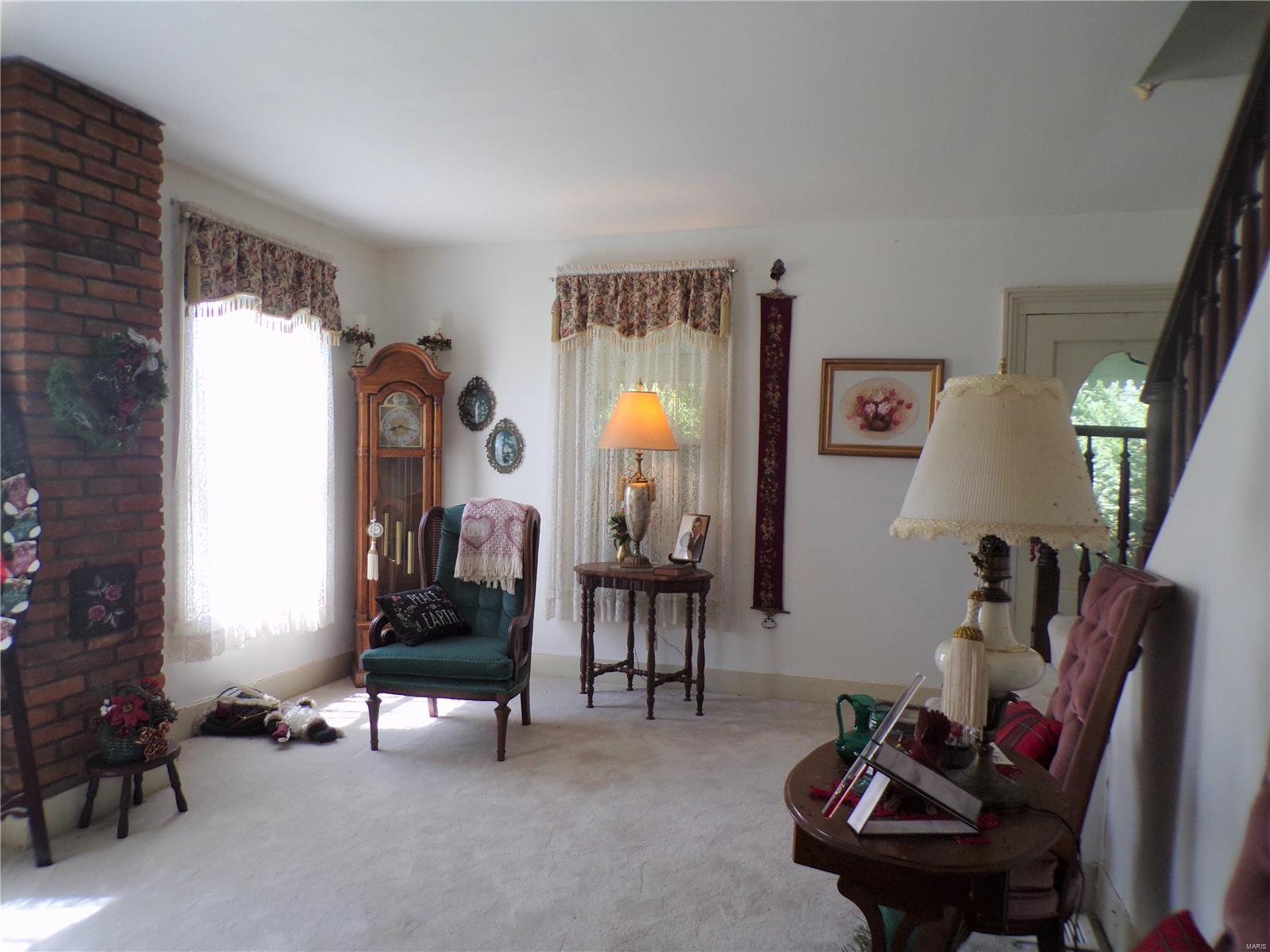 17454 Sullivan Road Chesterfield, IL 62630 - Photo 7 of 15