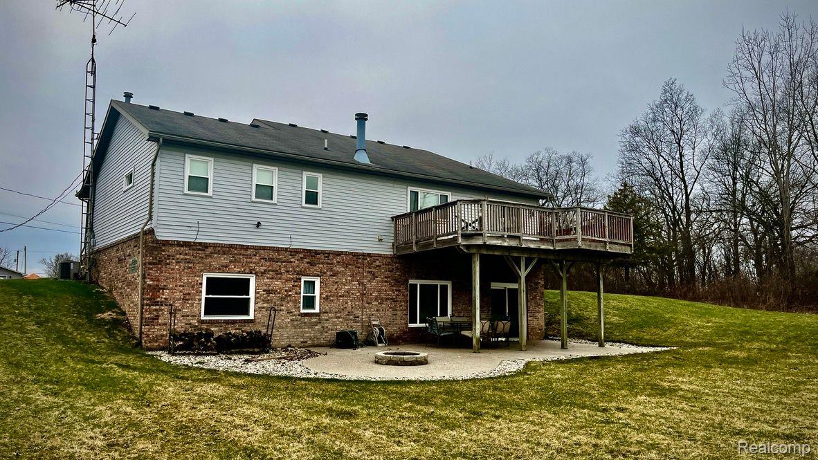 2366 Baldwin Road Grand Blanc, MI 48439 - Photo 3 of 36 Gallery Image 3