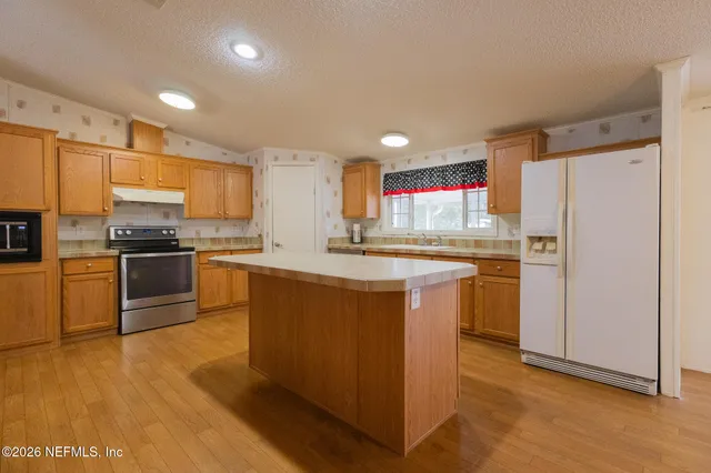 $239,000 | 203 Palmetto Court, Georgetown, FL 32139