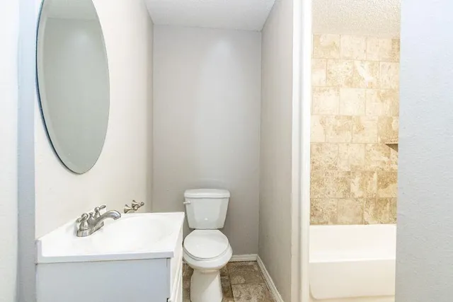 $1,700 | 4212 42nd Street, Lubbock, TX 79413