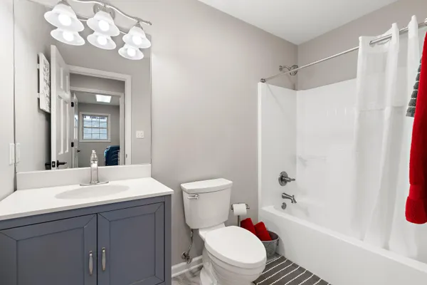 $614,900 | 82 Scotscraig Drive, Valparaiso, IN 46385