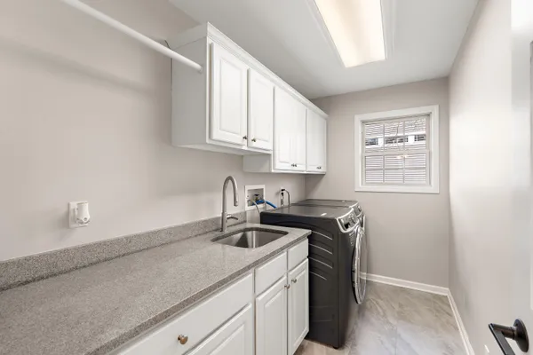 $614,900 | 82 Scotscraig Drive, Valparaiso, IN 46385