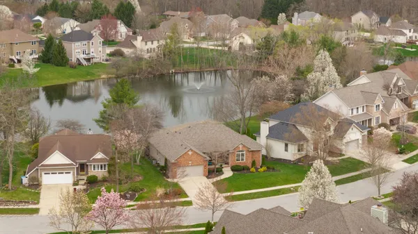 $614,900 | 82 Scotscraig Drive, Valparaiso, IN 46385