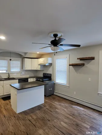 $2,500 | 258 Jennings Road, Fairfield, CT 06825