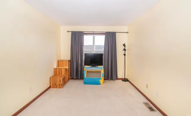 $285,000 | 9020 Ashton Pointe Boulevard, Fort Wayne, IN 46819