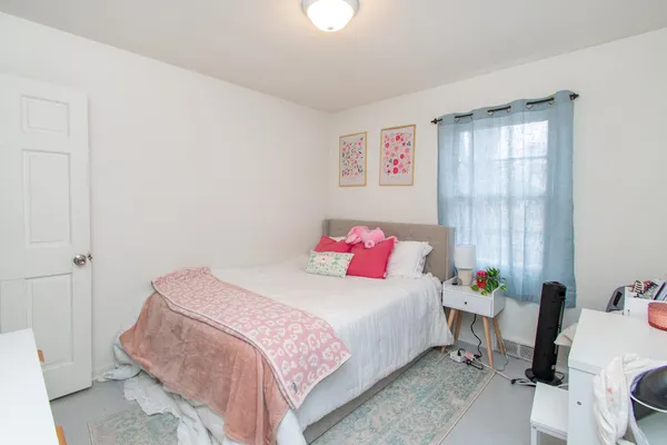 $220,000 | 1525 10th Street North, Fargo, ND 58102