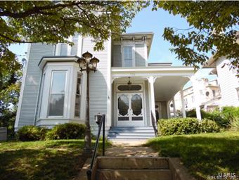 708 State Street Alton, IL 62002 - Photo 1 of 36